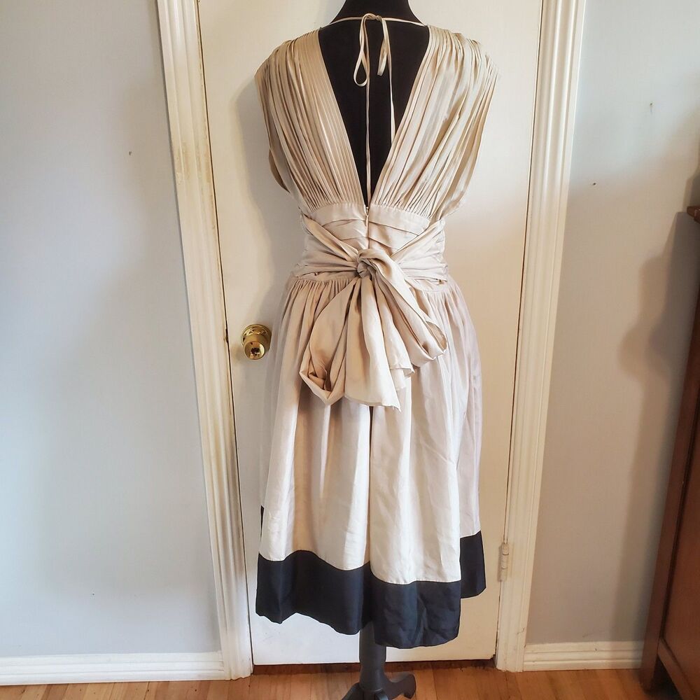 BCBG Maxazria Silk Pleated Semi formal Dress Cocktail Size 6 Old Hollywood Chic - Picture 5 of 16